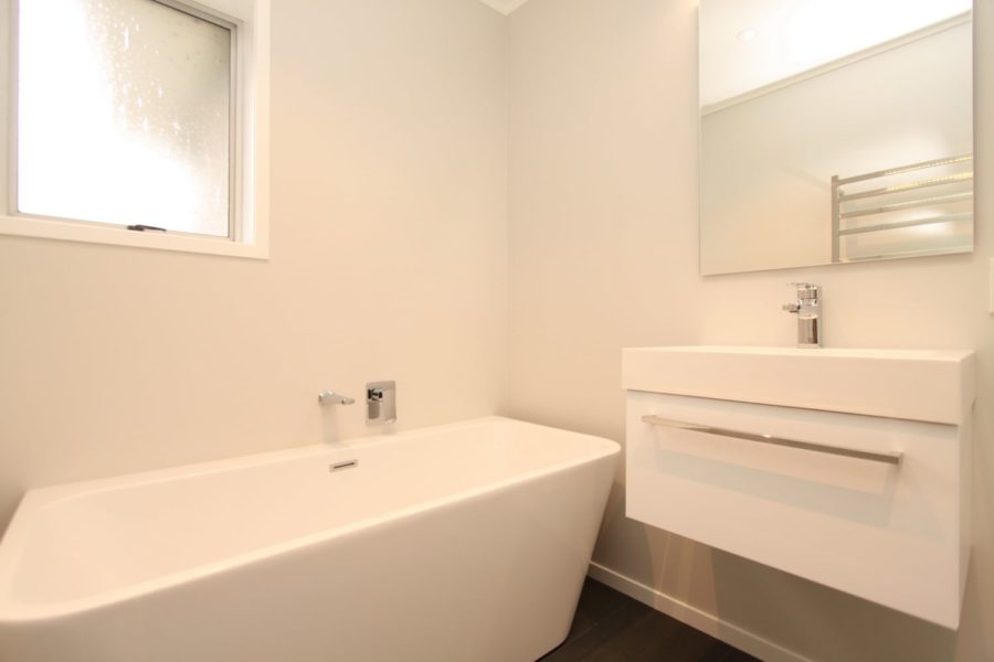 Bathroom renovation Auckland photo